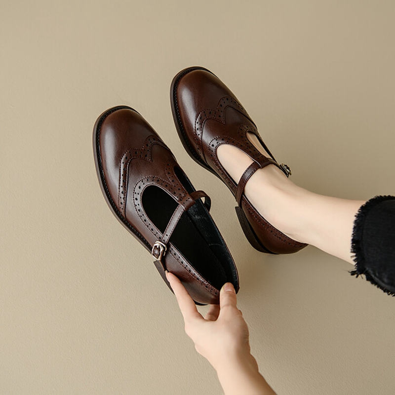 انقسام الأحذية الجلدية للنساء  - مراجعة Womens Heels وسعره